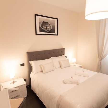 Ca Sottomarina Gli Appartamenti In Centro Apartsuite Buitenkant foto