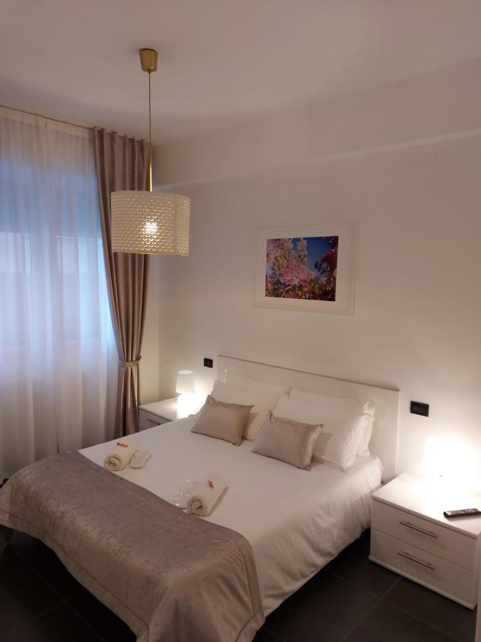 Ca Sottomarina Gli Appartamenti In Centro Apartsuite Buitenkant foto