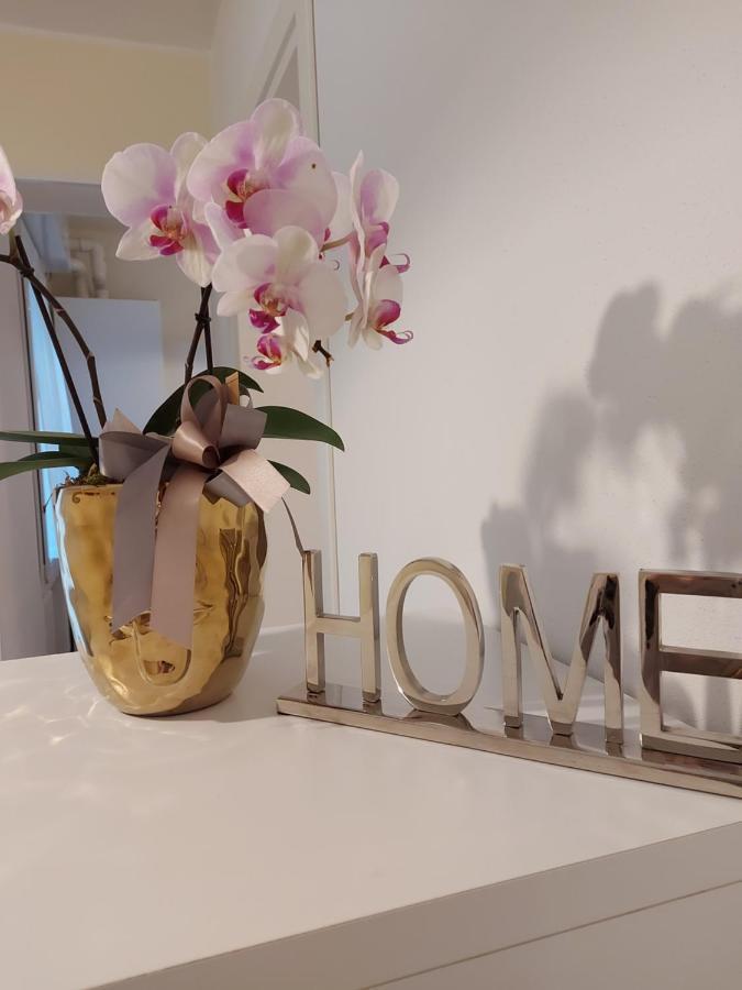Ca Sottomarina Gli Appartamenti In Centro Apartsuite Buitenkant foto