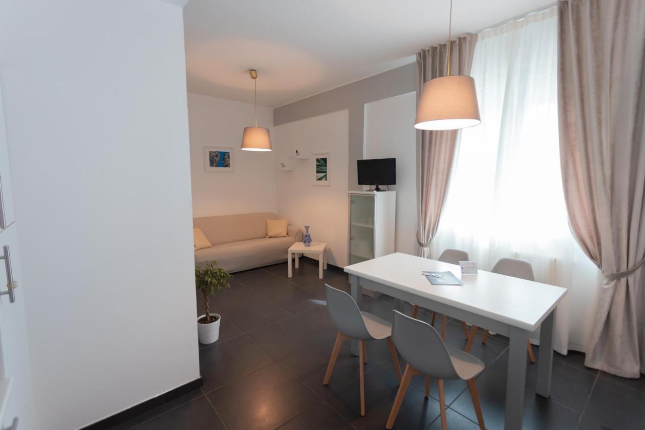 Ca Sottomarina Gli Appartamenti In Centro Apartsuite Buitenkant foto